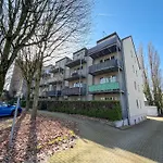 Apartman With Balcony, Good Parking For Long Essen