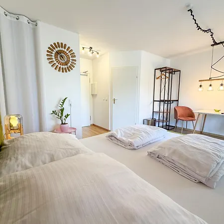 With Balcony, Good Parking For Long Lejlighed