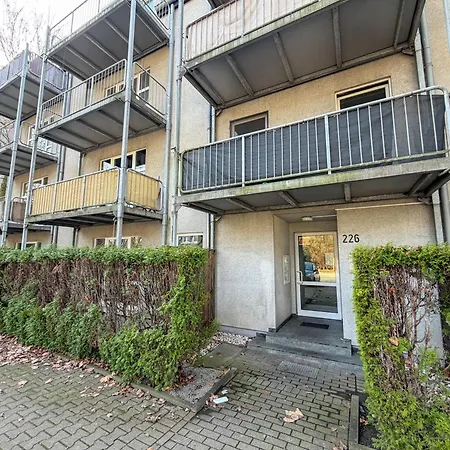 With Balcony, Good Parking For Long Appartement Essen
