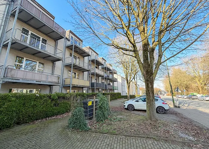 With Balcony, Good Parking For Long * Essen